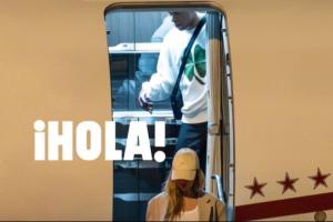 姆巴佩被拍到与26岁绯闻女友走下私人飞机，两人在巴黎共度数日